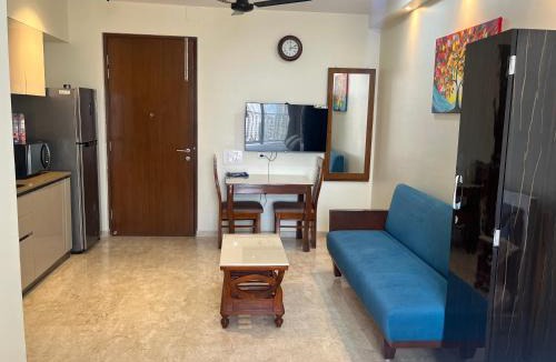 Thane West Apartment | Lakefront AC Balcony LakeView Studio Apartment at Hiranandani Estate, Thane