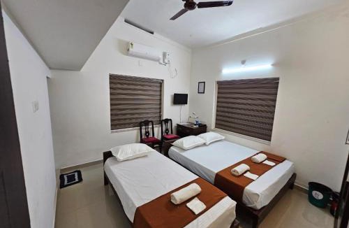 Guruvayur House | Guruvayur Nest Homestay - 4 BHK Villa Ground Floor