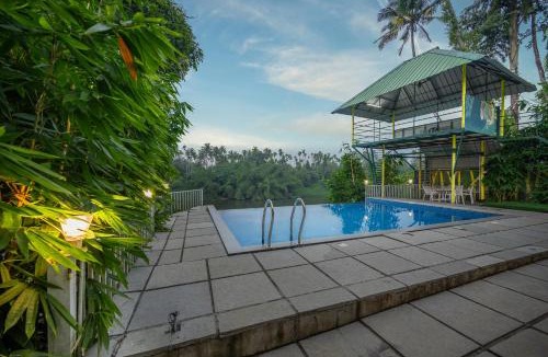 Chalakudy House | River Serene Holiday home