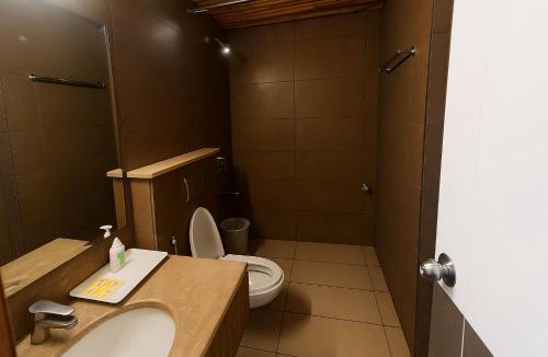 Ameerpet House | Hotel Grand Stay Park Near Ameerpet Metro Station & GVK One Mall