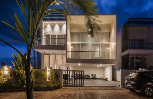Doddaballapur Apartment | Crystal Blue Villa by StayJadePrivatePoolVegFood