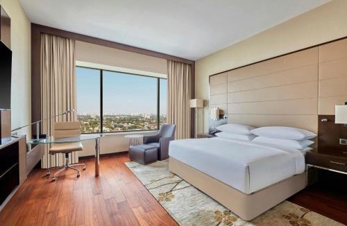 Edapalli Hotel | Kochi Marriott Hotel, LuLu International Shopping Mall