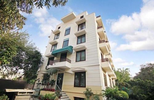 DLF Phase 3 House | Tipsyy Inn 006
