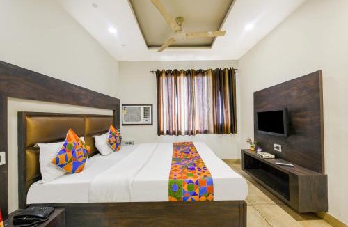Ludhiana Hotel | FabHotel Nanda - Nr Ludhiana Junction Railway Station
