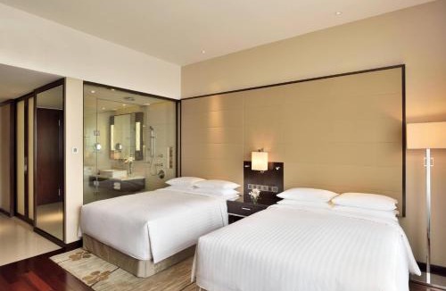 Edapalli Hotel | Kochi Marriott Hotel, LuLu International Shopping Mall