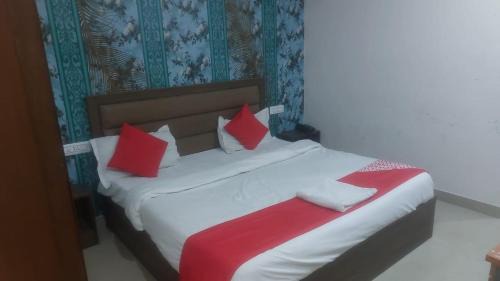 Sector 45 Hotel | HOTEL DHANUA PALACE