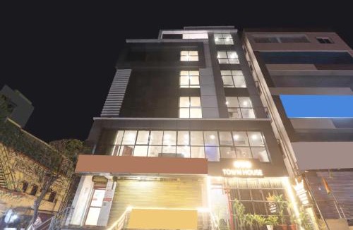 Kukatpally Housing Board Colony Hotel | Super Townhouse Rcc Pride