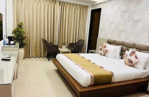Sector 39 Apartment | Gazebo Inn & Suites Medanta