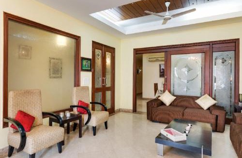 Kailash Colony Apartment | Spacious 4BR Home in Kailash Colony South Delhi near Nehru Place business district