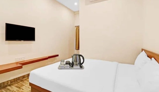 iROOMZ Sri Udupi Park Suites PMC