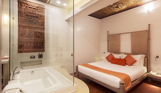 Le Sutra Hotel