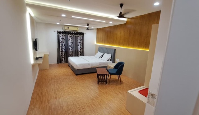 Hotel Dhruv Palace
