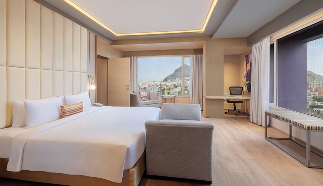 Vivanta Vijayawada, MG Road