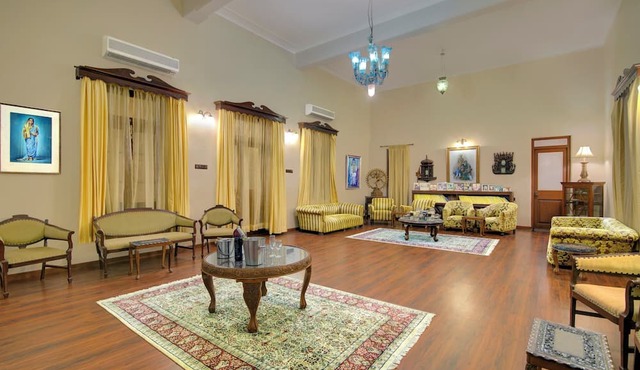 WelcomHeritage Shivavilas Palace