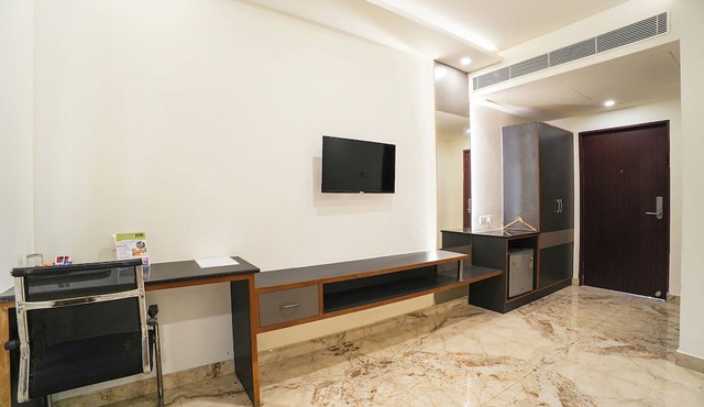 Fabhotel Grand & Resorts