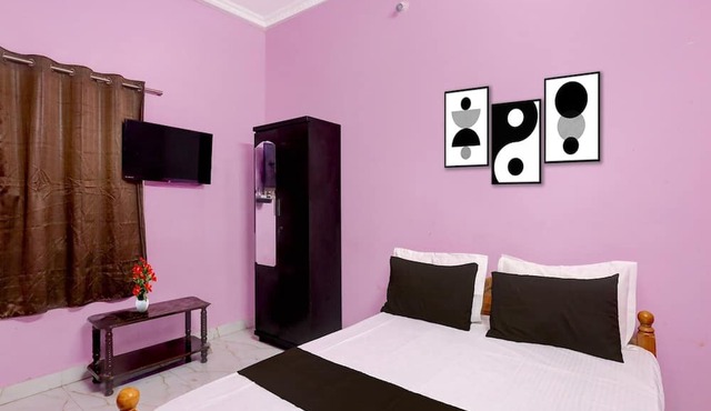 Deluxe S K Vinoth Mahal