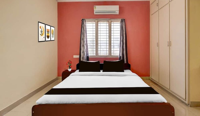Deluxe Stay Luxury Service Apartments