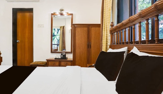 Super Deluxe Twin Room Shivajii Nagar