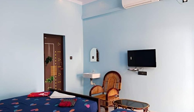 VLS HOLIDAY HOME