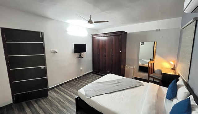 BedChambers Serviced Apartments - Hyd