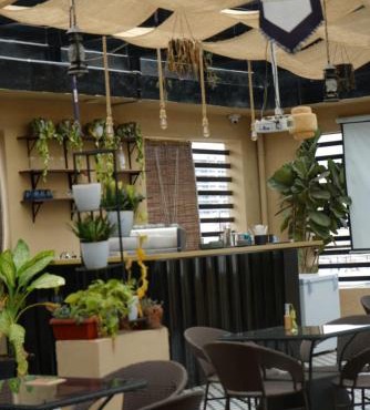Botanical Living