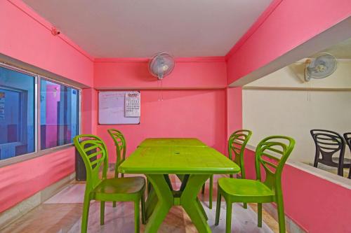 Hotel O Ranihati Kolkata Formerly Tripureswari Agro Farm