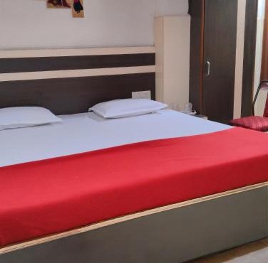 M R Hotels